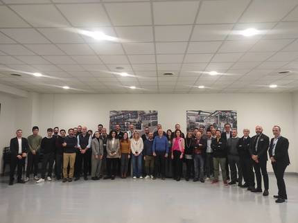 Wir haben ein Meeting mit den Motovario-Montagezentren (MAC) und den in Italien tätigen Vertretern organisiert 