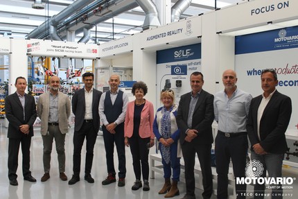 Anteayer, en nuestra planta de Formigine, recibimos con gran honor a la delegada del Gobierno en Módena, Alessandra Camporota, la alcaldesa de Formigine, Maria Costi, y el director de relaciones y desarrollo territorial de Confindustria, Giacomo Villano